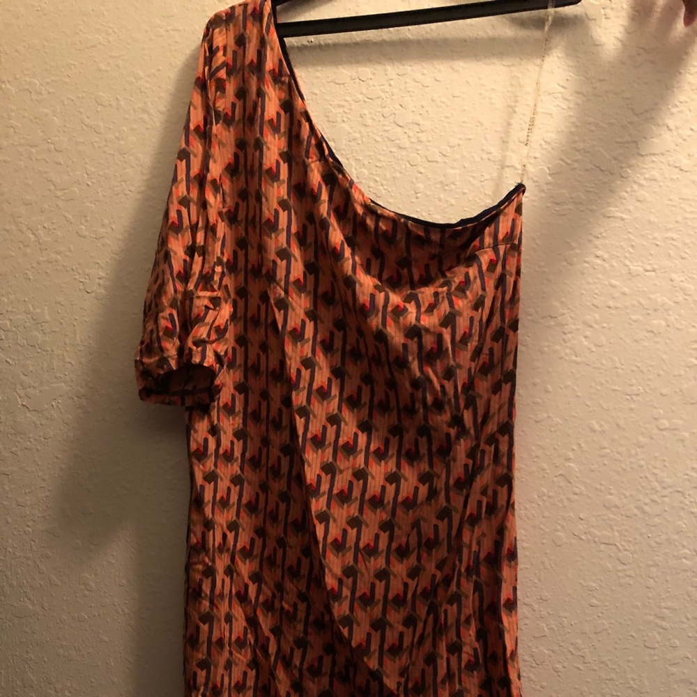 Cute One-shoulder dress